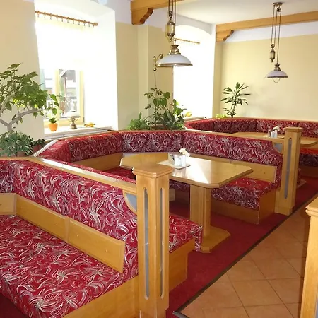 Hotel Praha Potstejn